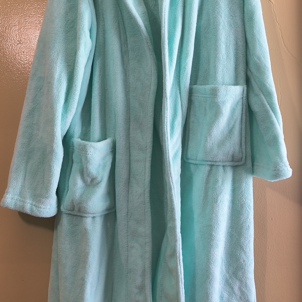 Abella Aqua Plush Robe
